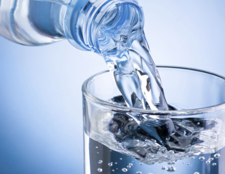 Berbagai Manfaat Air Putih Yang Bisa Kita Rasakan Manfaatnya